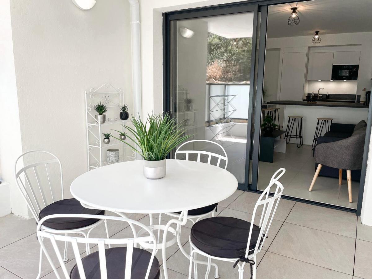 T2 NEUF TERRASSE PRES des PLAGES Saint-Cyr-sur-Mer Exterior foto