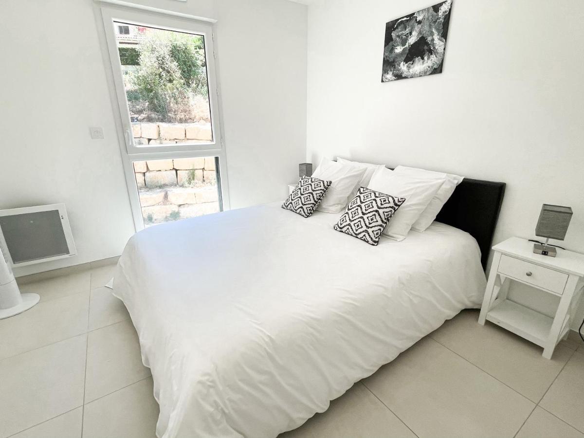 T2 NEUF TERRASSE PRES des PLAGES Saint-Cyr-sur-Mer Exterior foto